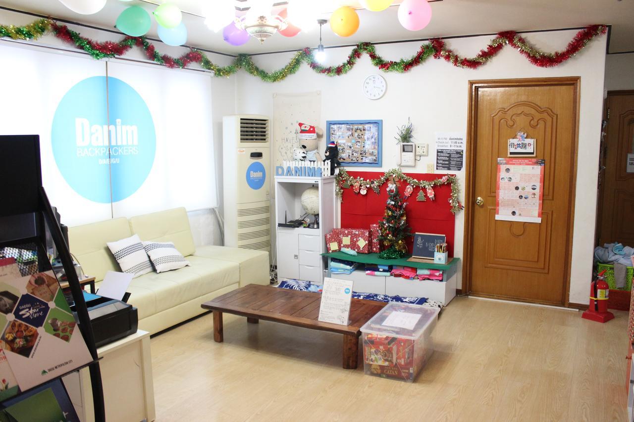 Hotel Danim Backpackers Daegu Exterior foto